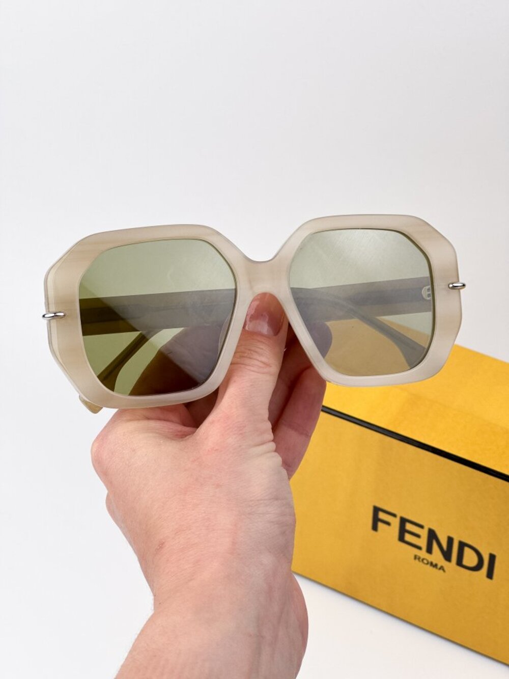 Fendi Selleria FE40173I 60Q Oversized Square Sunglasses –  Brown Silver Mirror